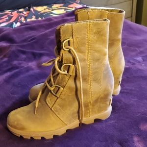 Sorel Joan of Arctic 9.5